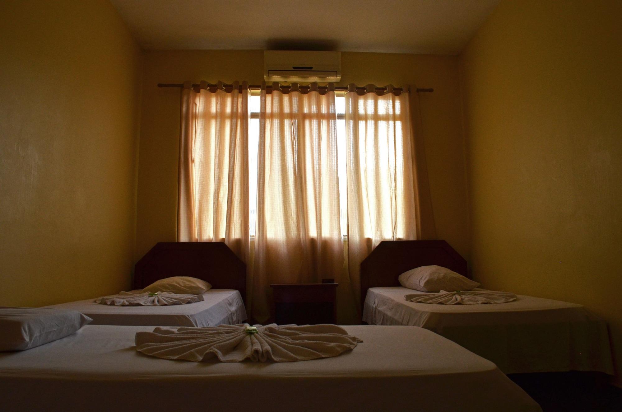 Iguacu Plaza Hotel ฟอสดูอีกวาซู ภายนอก รูปภาพ