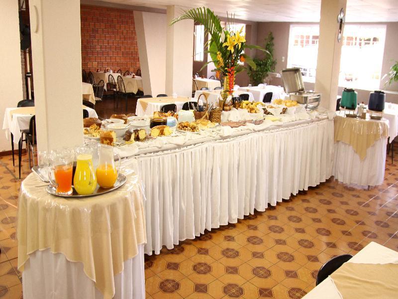 Iguacu Plaza Hotel ฟอสดูอีกวาซู ภายนอก รูปภาพ