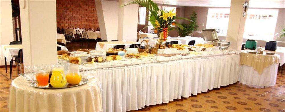 Iguacu Plaza Hotel ฟอสดูอีกวาซู ภายนอก รูปภาพ